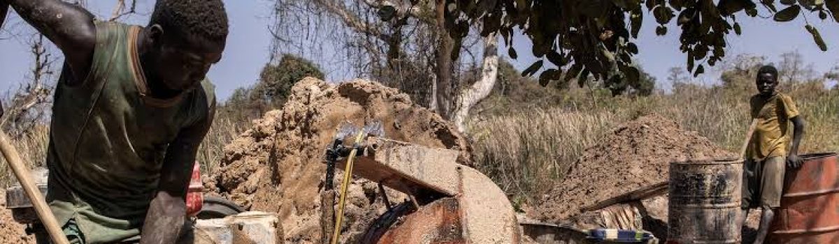 Mali:  Deadly Collapse of Illegal Gold Mine in Mali Leaves Over 40 Dead